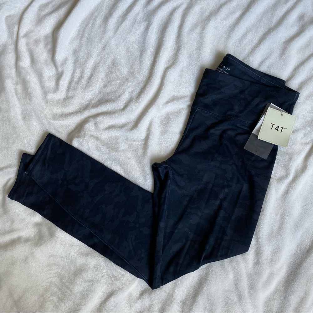 NWT Camo Leggings